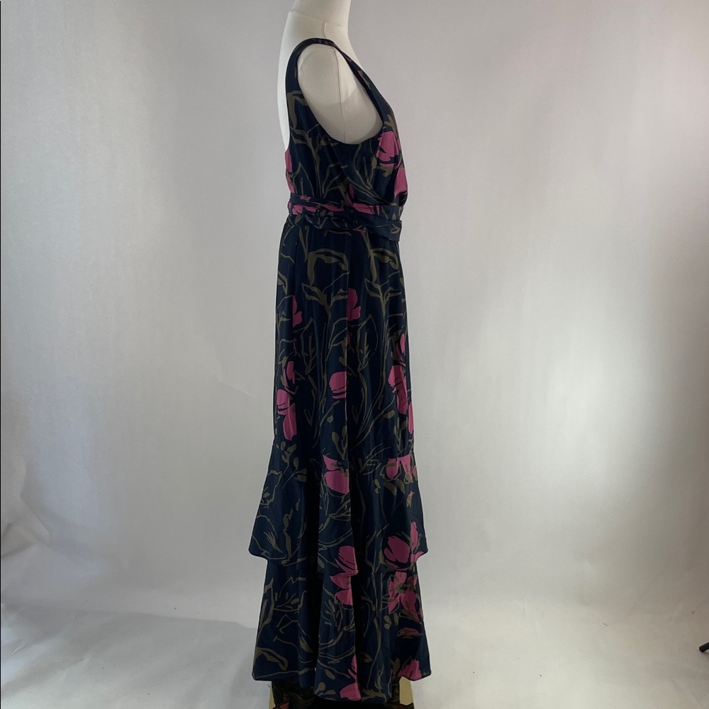 Slate & Willow Floral Wrap Gown, L - Picture 13 of 16